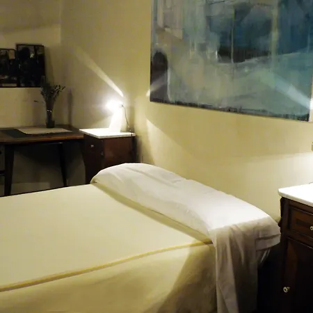 Con Vista Alojamento de Acomodação e Pequeno-almoço 3*